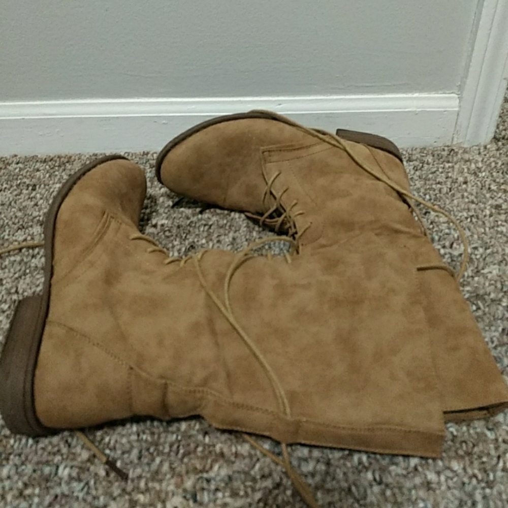 Tan lace up boots